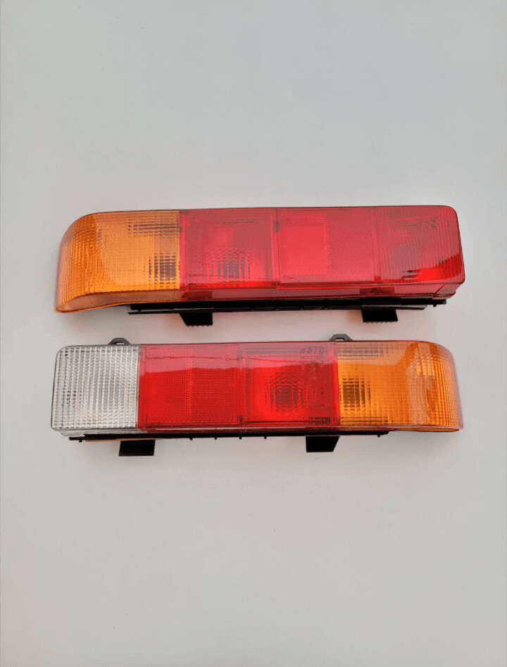 Pareja pilotos traseros FIAT CINQUECENTO (aric)