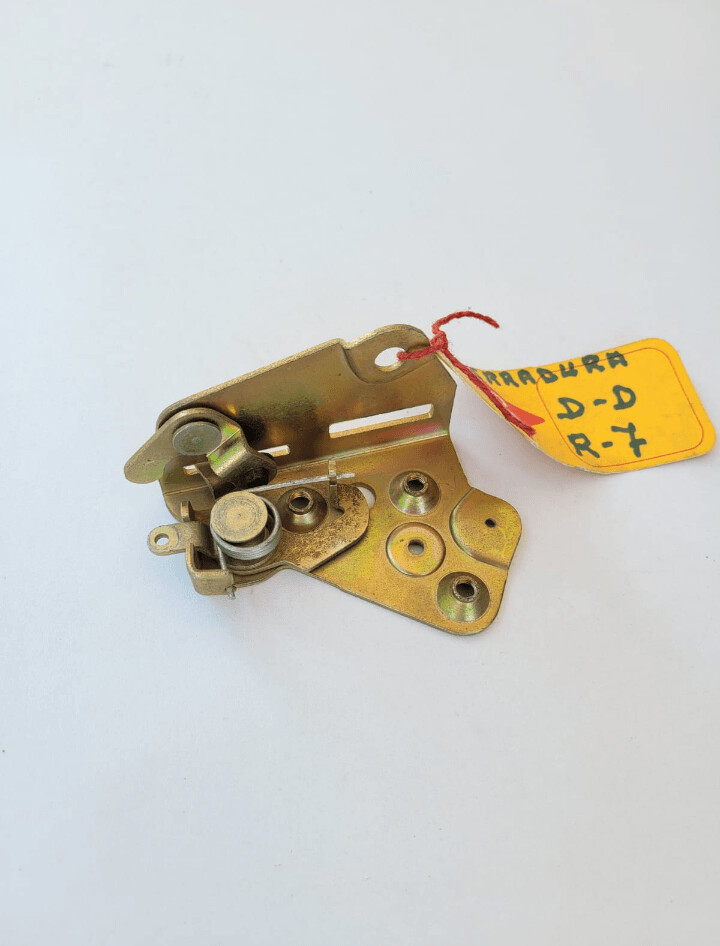 Cerradura delantera derecha RENAULT 7