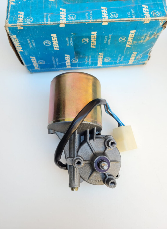 Motor limpiaparabrisas SEAT 127 (femsa 18670-41)