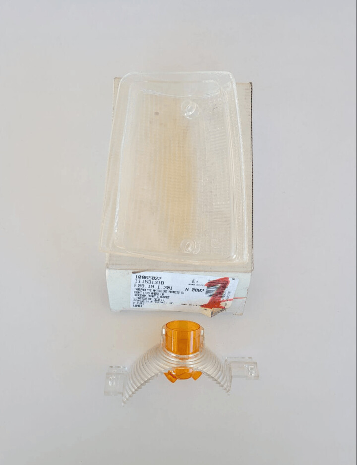 Tulipa delantera izquierda blanca FIAT UNO