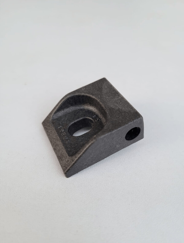 Soporte plastico varilla capo motor SEAT 127