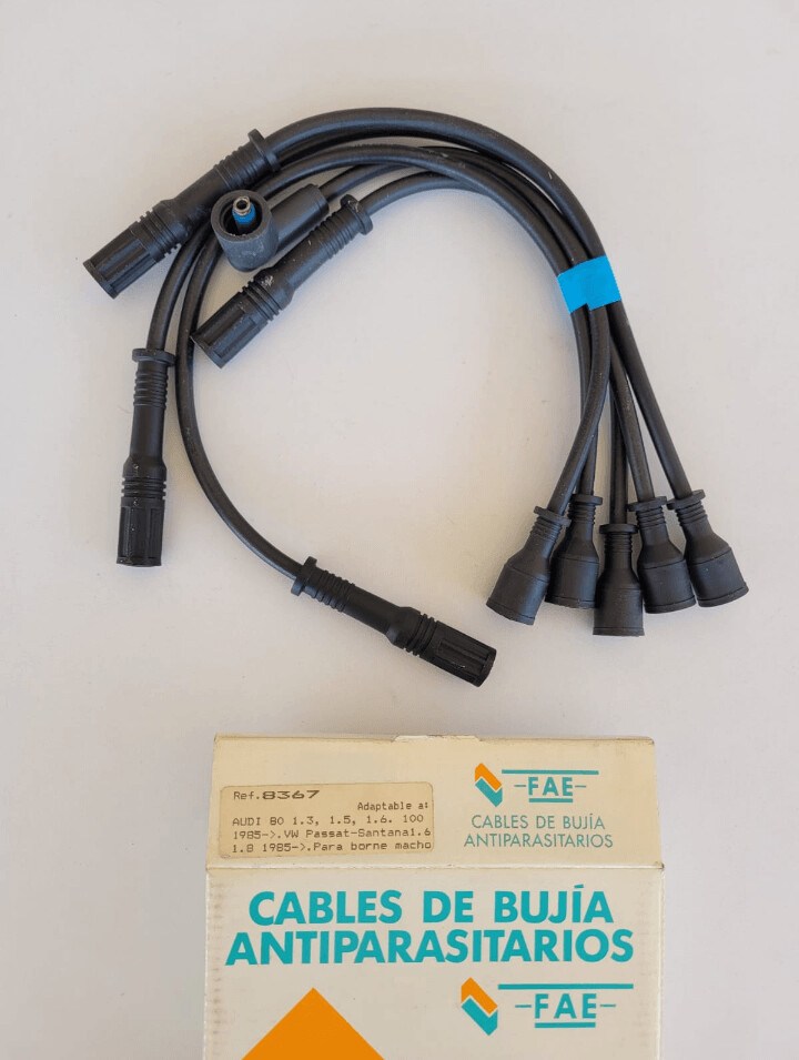 Juego cable bujias AUDI 80-100.VOLKSWAGEN PASSAT-SANTANA para borde macho (fae)
