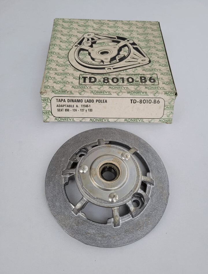 Tapa dinamo lado polea SEAT 850.SEAT 124.SEAT 127.SEAT 133 (monrevil)