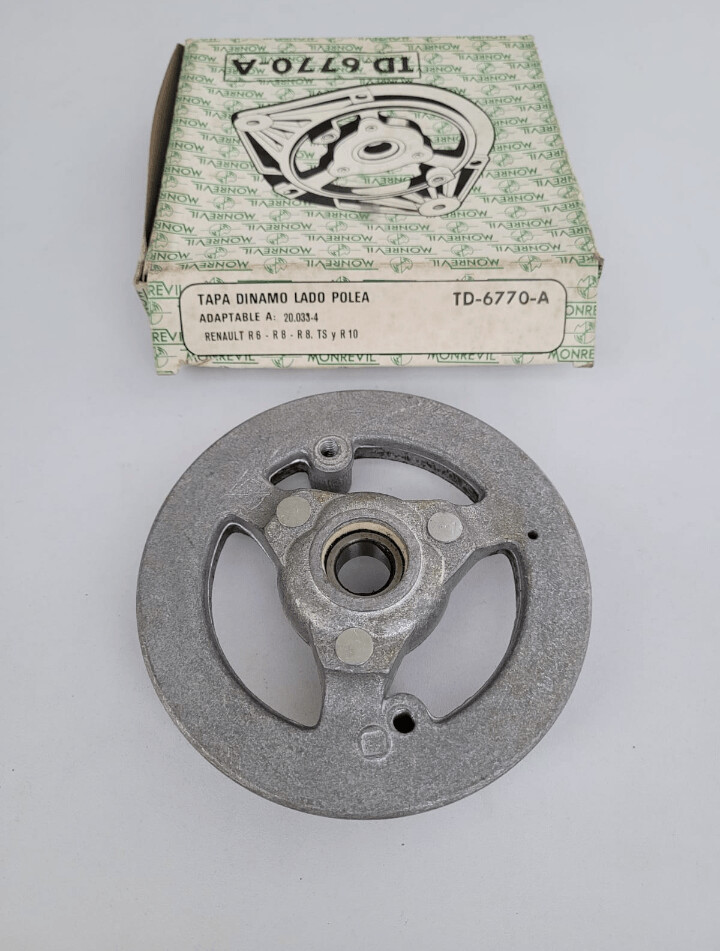 Tapa dinamo lado polea RENAULT 6.RENAULT 8.RENAULT 10 (monrevil)