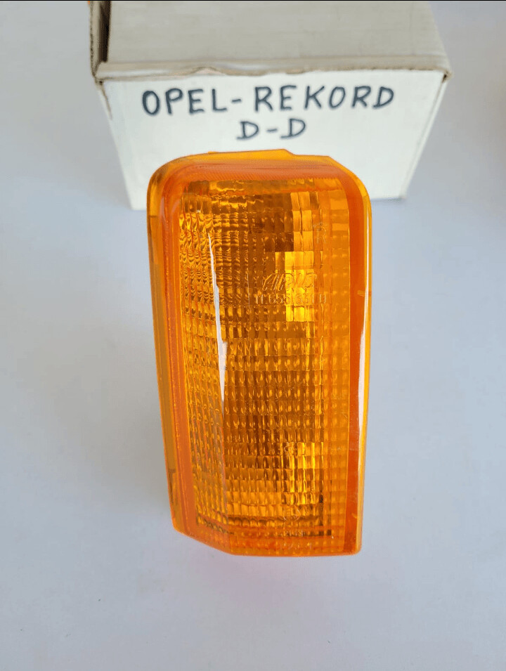 Piloto intermitente delantero derecho OPEL REKORD (aric)