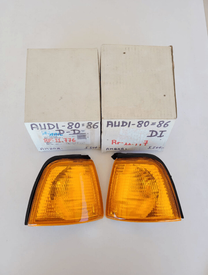 Pareja pilotos delanteros intermitentes AUDI 80 86-92 (aric)