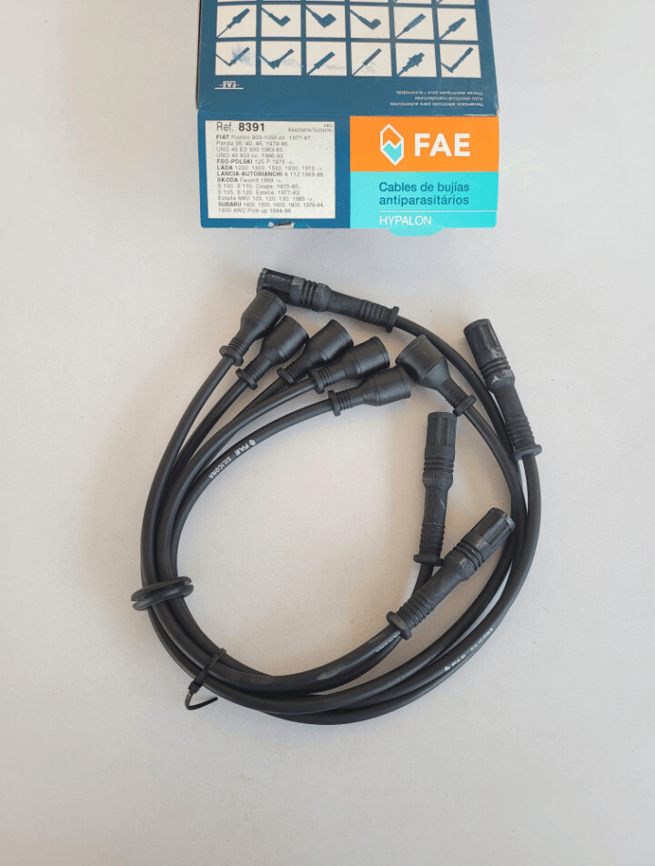 Juego cable bujias FIAT.LADA.AUTOBIANCHI.SKODA.SUBARU... (fae)