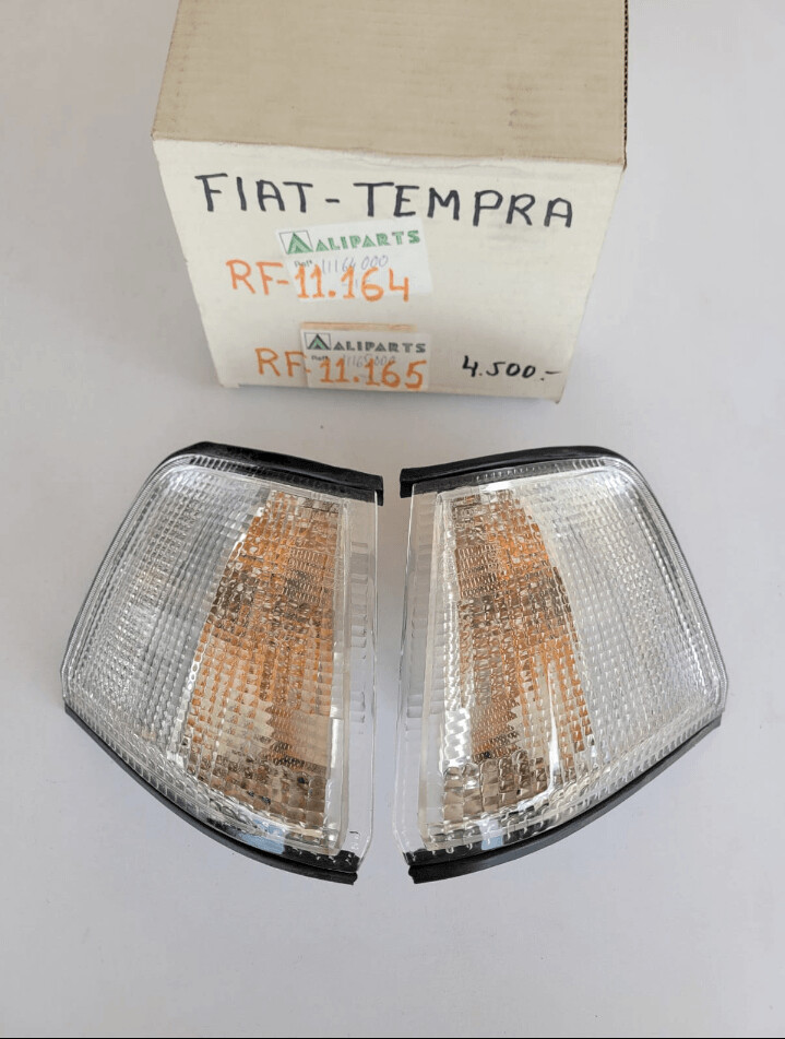 Pareja pilotos delanteros FIAT TEMPRA (aric)