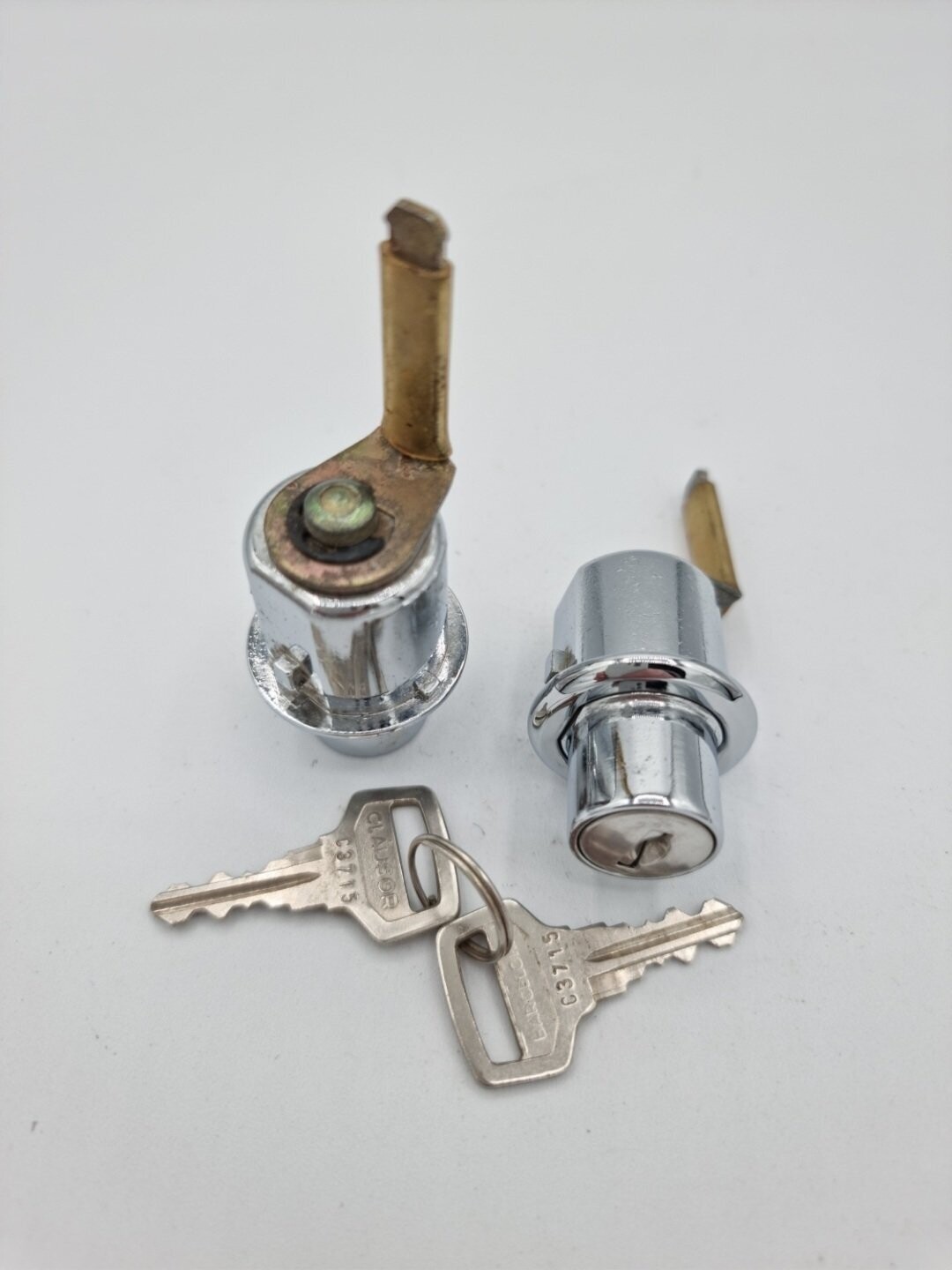 Pulsadores cerradura puertas delanteras SIMCA 100.900 (desde sep.71)
