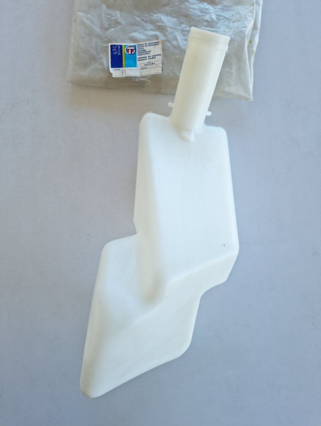 Deposito limpiaparabrisas PEUGEOT 205