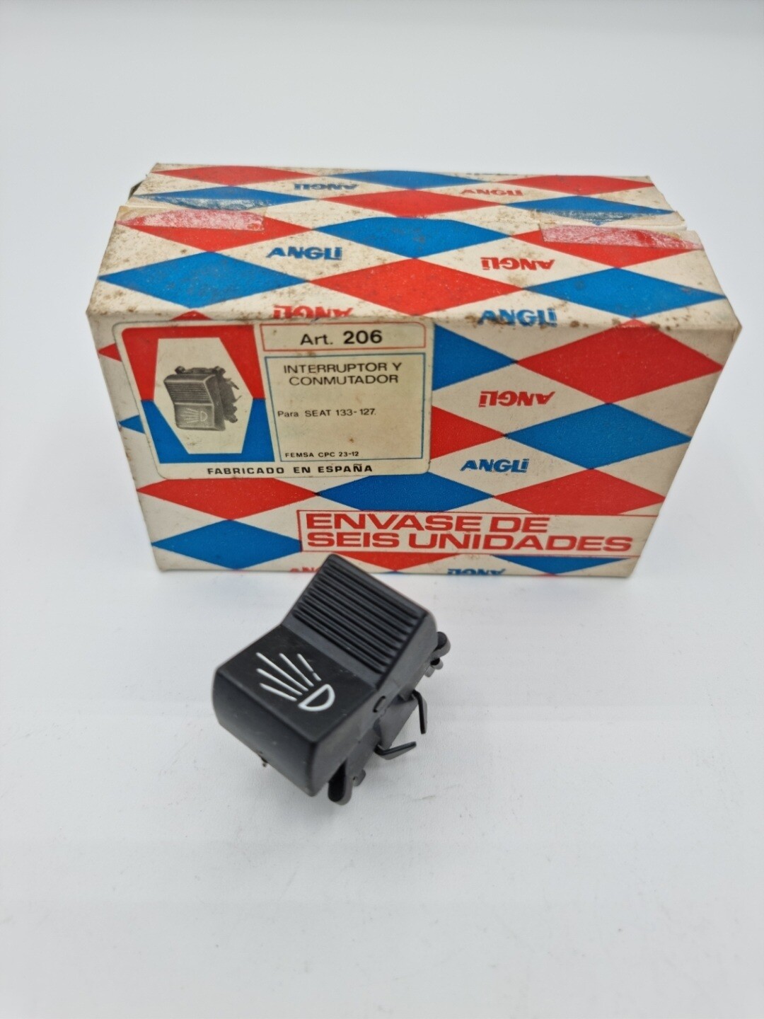 Interruptor luces y luces tablero SEAT 127.SEAT 133 (angli)
