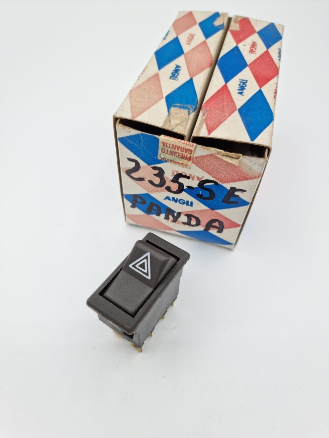 Interruptor emergencia SEAT PANDA (angli)