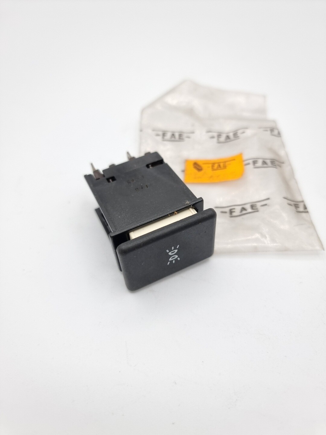 Interruptor pulsador luces SEAT RONDA (fae)