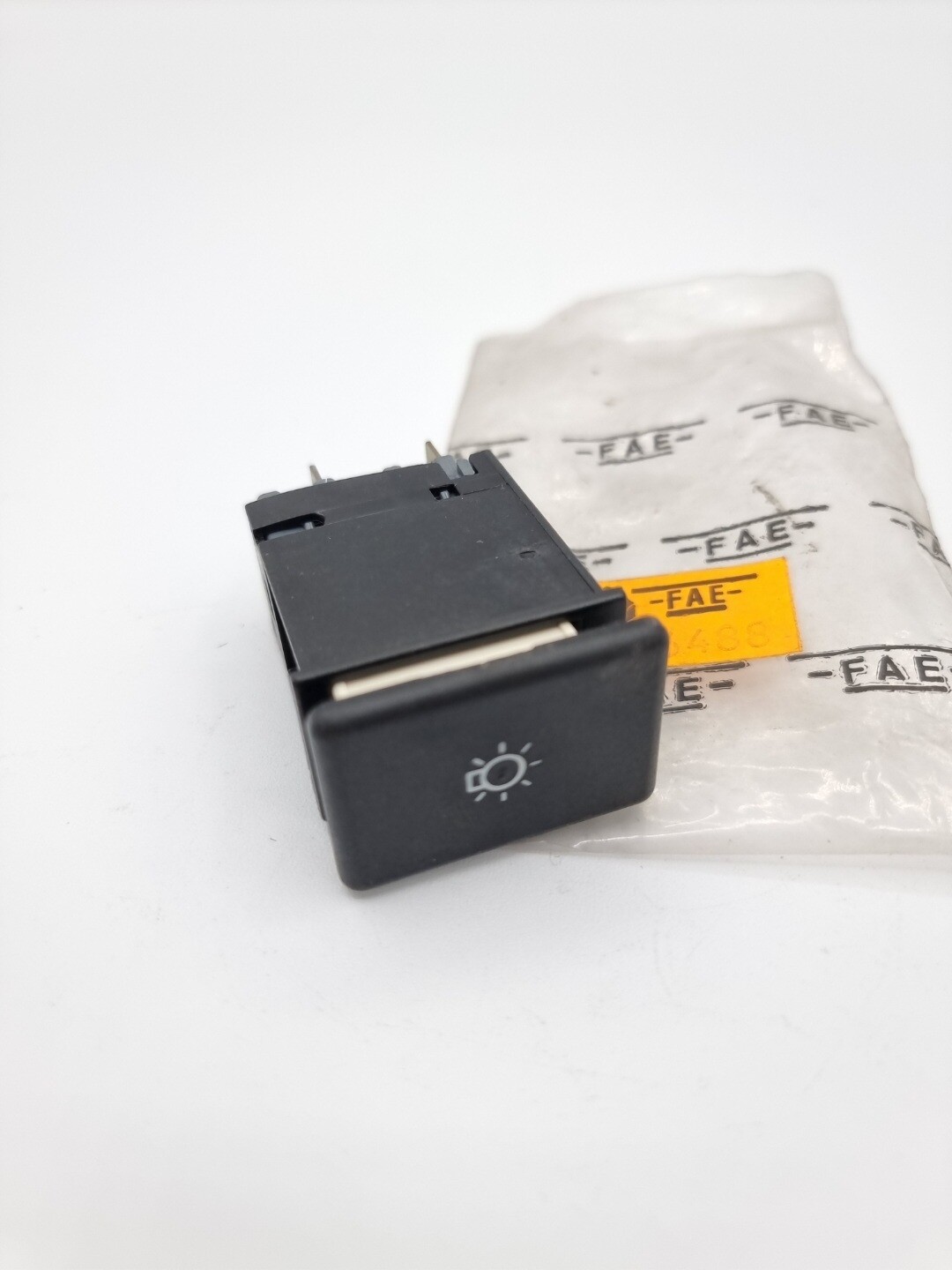 Interruptor pulsador luces SEAT RONDA CL-CLD (fae)