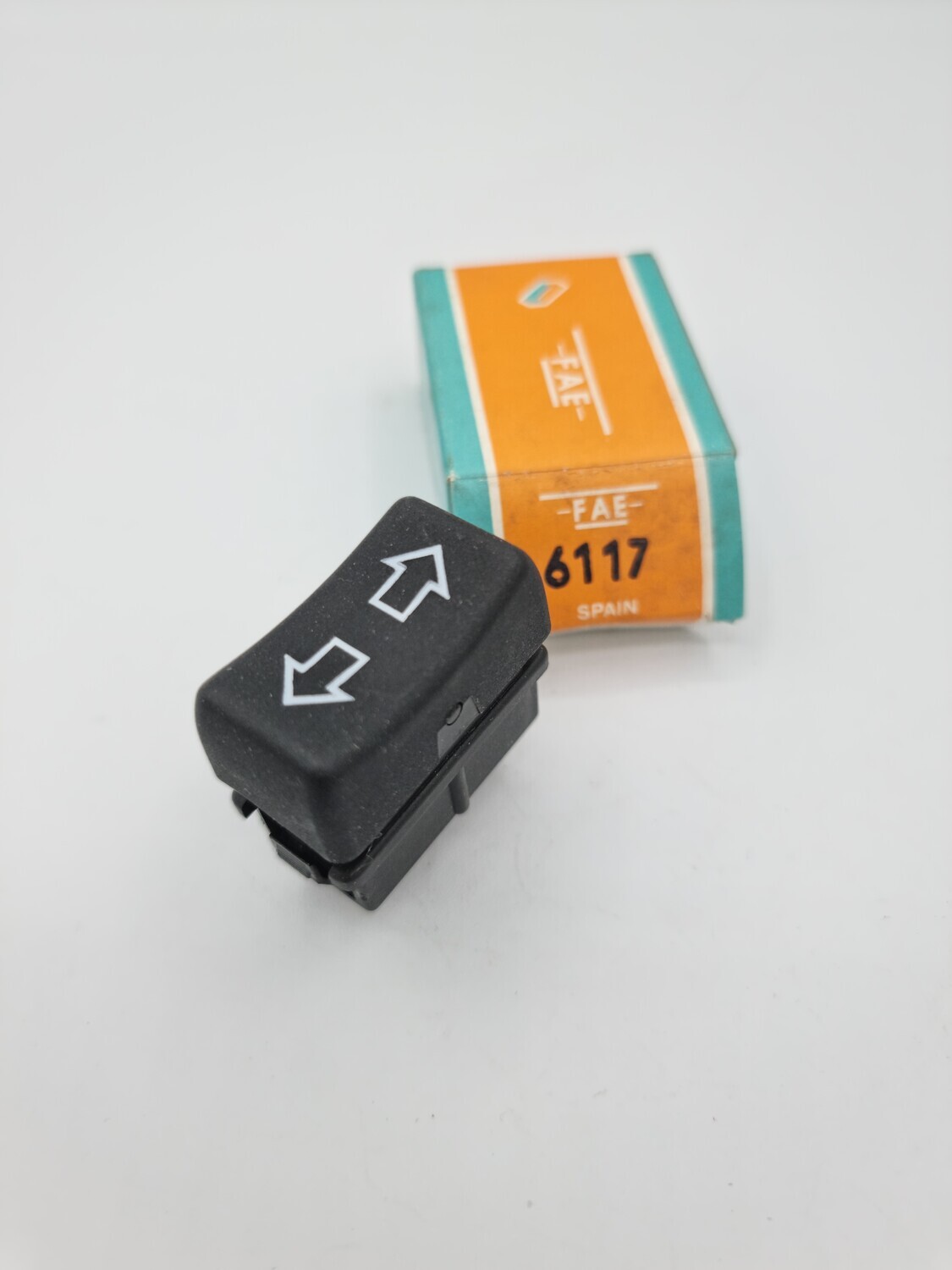 Interruptor elevalunas RENAULT 11.RENAULT 18 (fae)