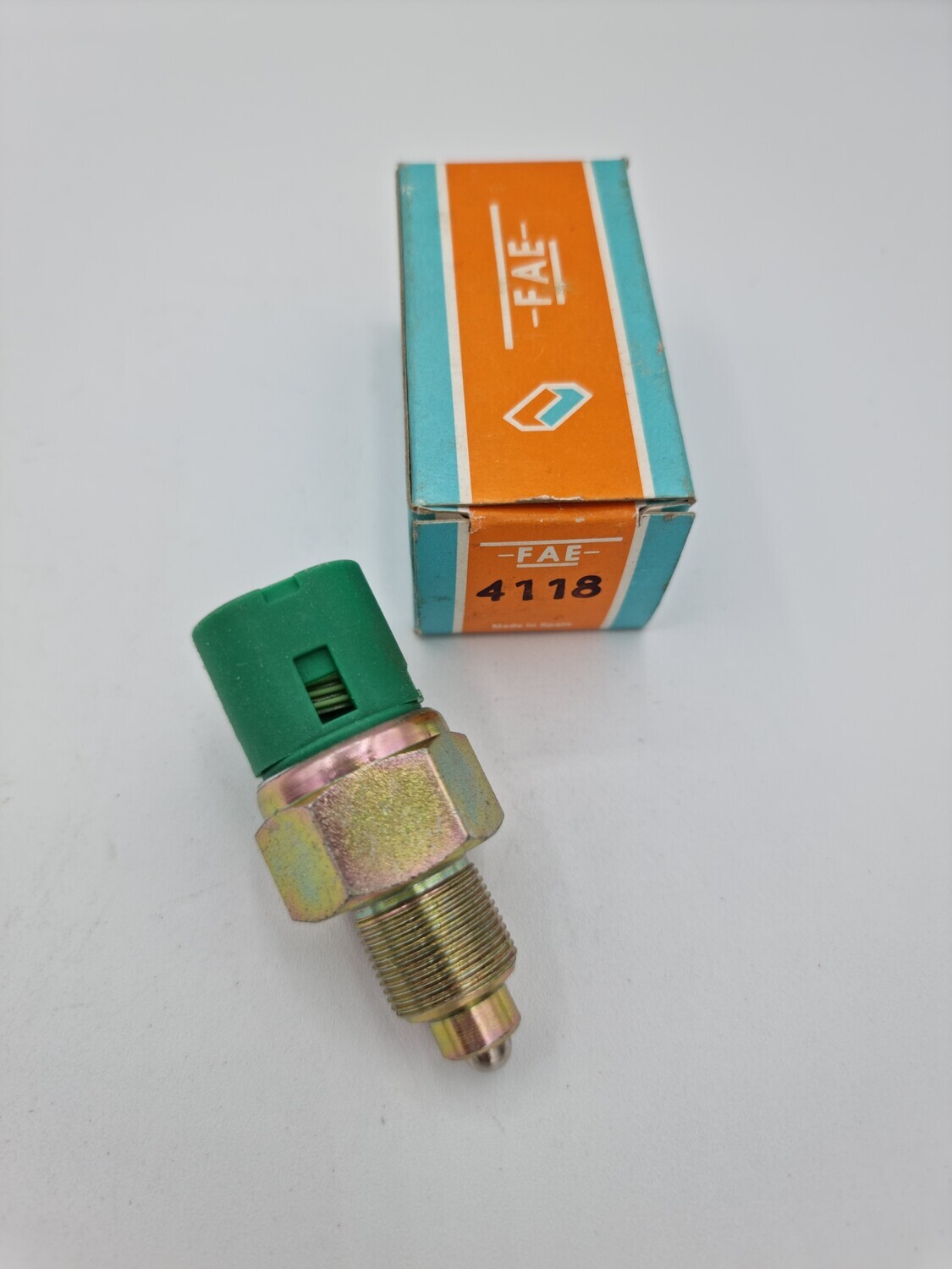 Interruptor luz marcha atras RENAULT 21.25.ESPACE.MASTER.TRAFIC (fae)