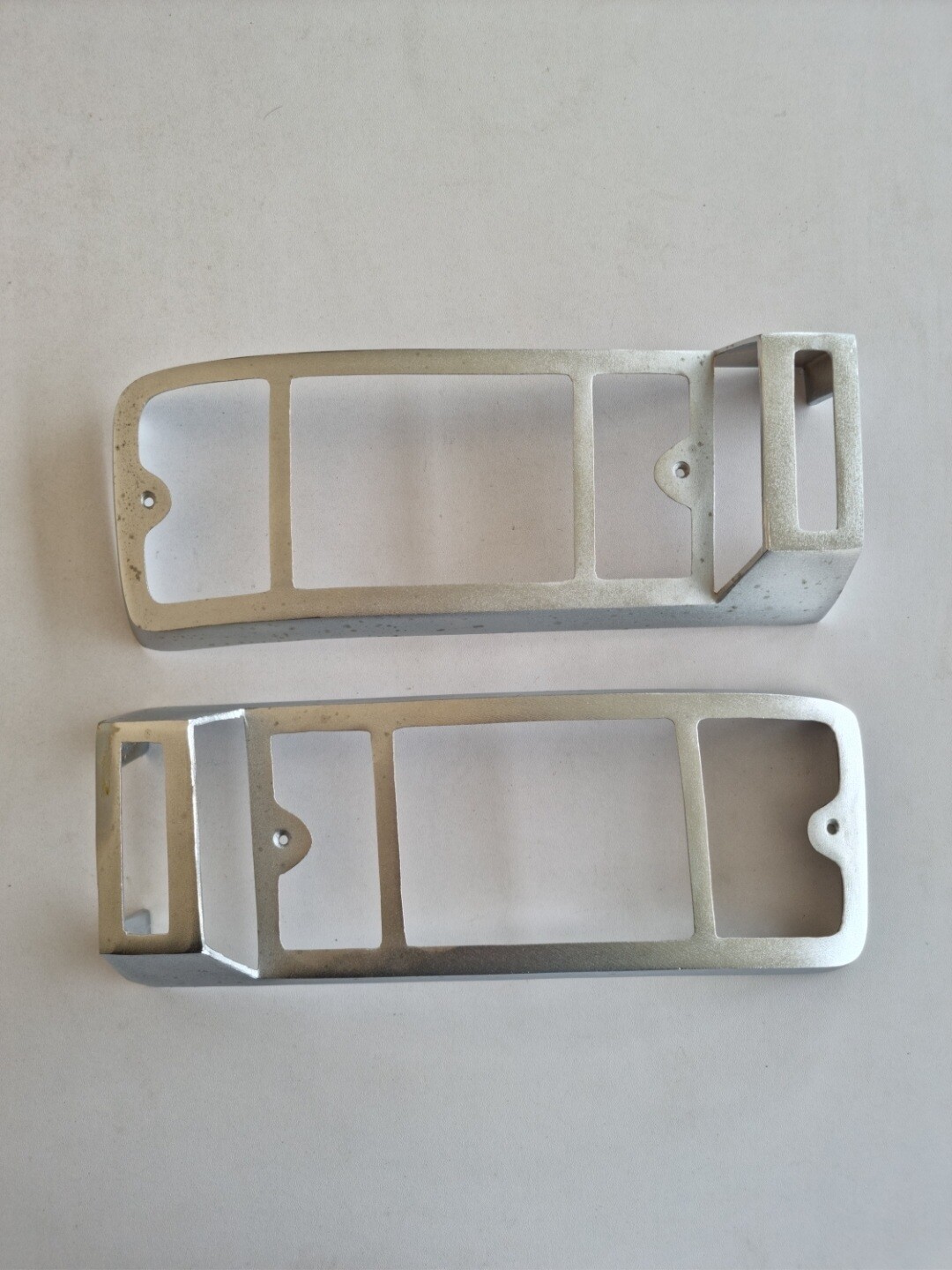 Pareja protectores pilotos traseros SEAT 127 2serie