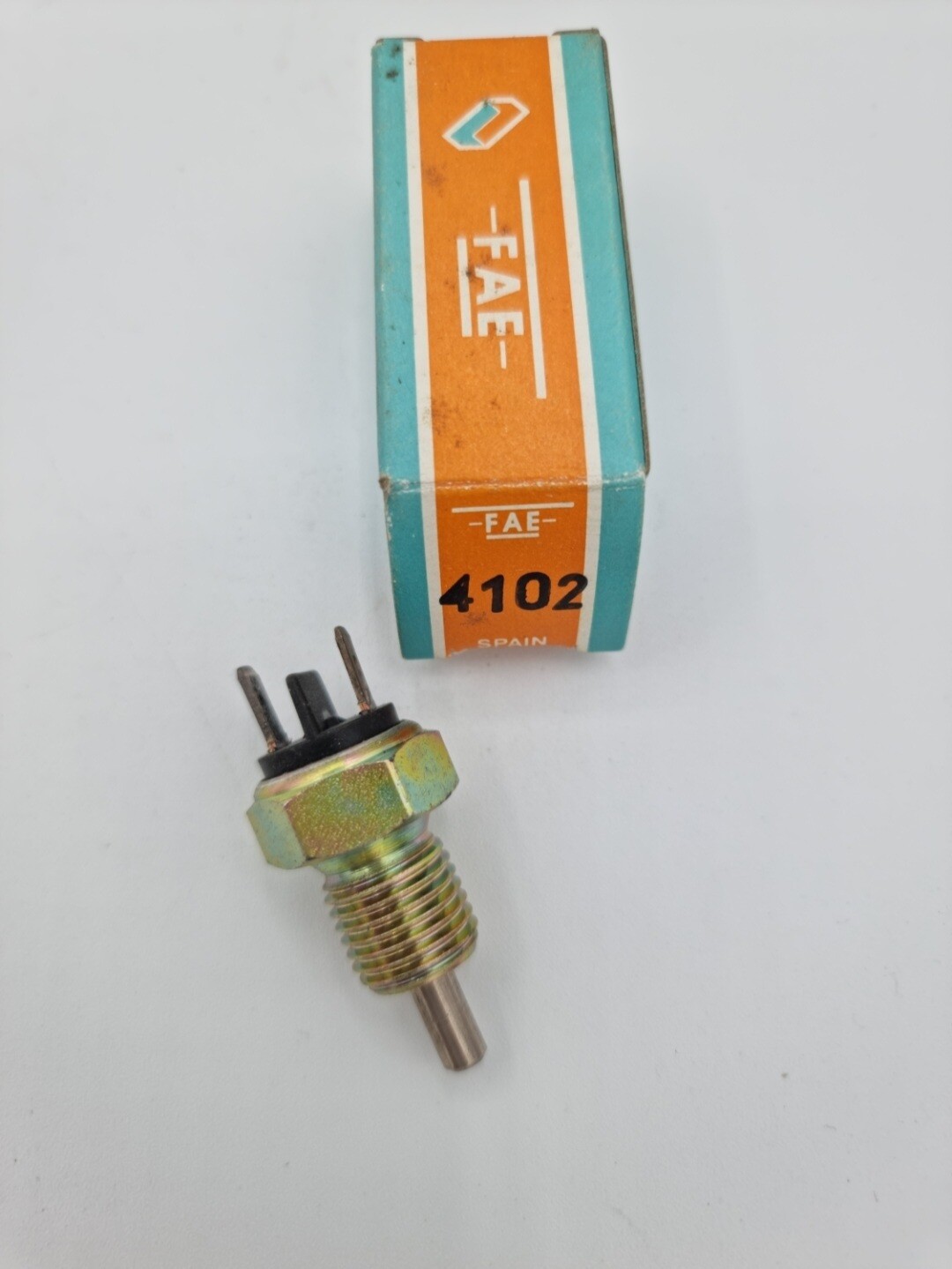 Interruptor luz  marcha atras SEAT 124.SEAT 131.SEAT 1430-FIAT-LADA-PEGASO (fae)