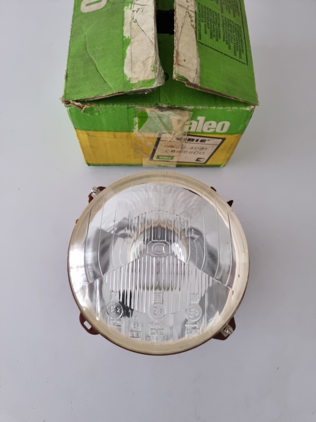 Optica faro izquierdo CITROEN DYANE.MEHARI con luz convencional (cibie)