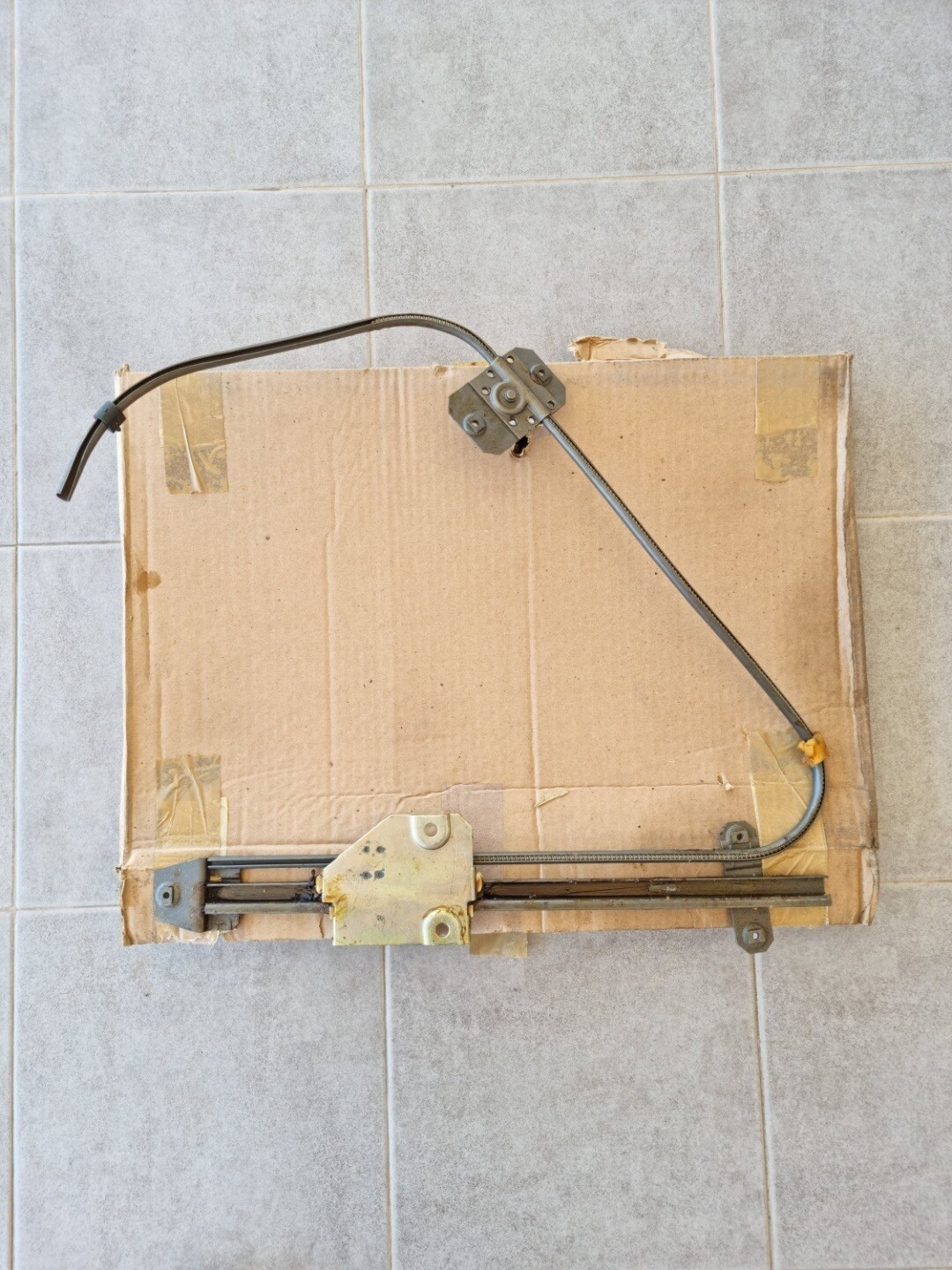 Elevalunas manual delantero izquierdo SEAT 131 1serie