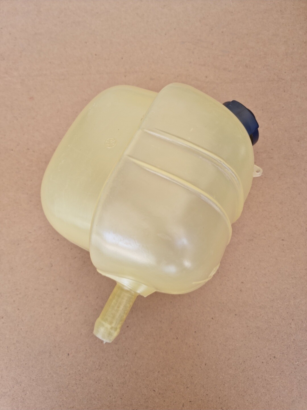 Deposito expansion SEAT 850.SEAT 133