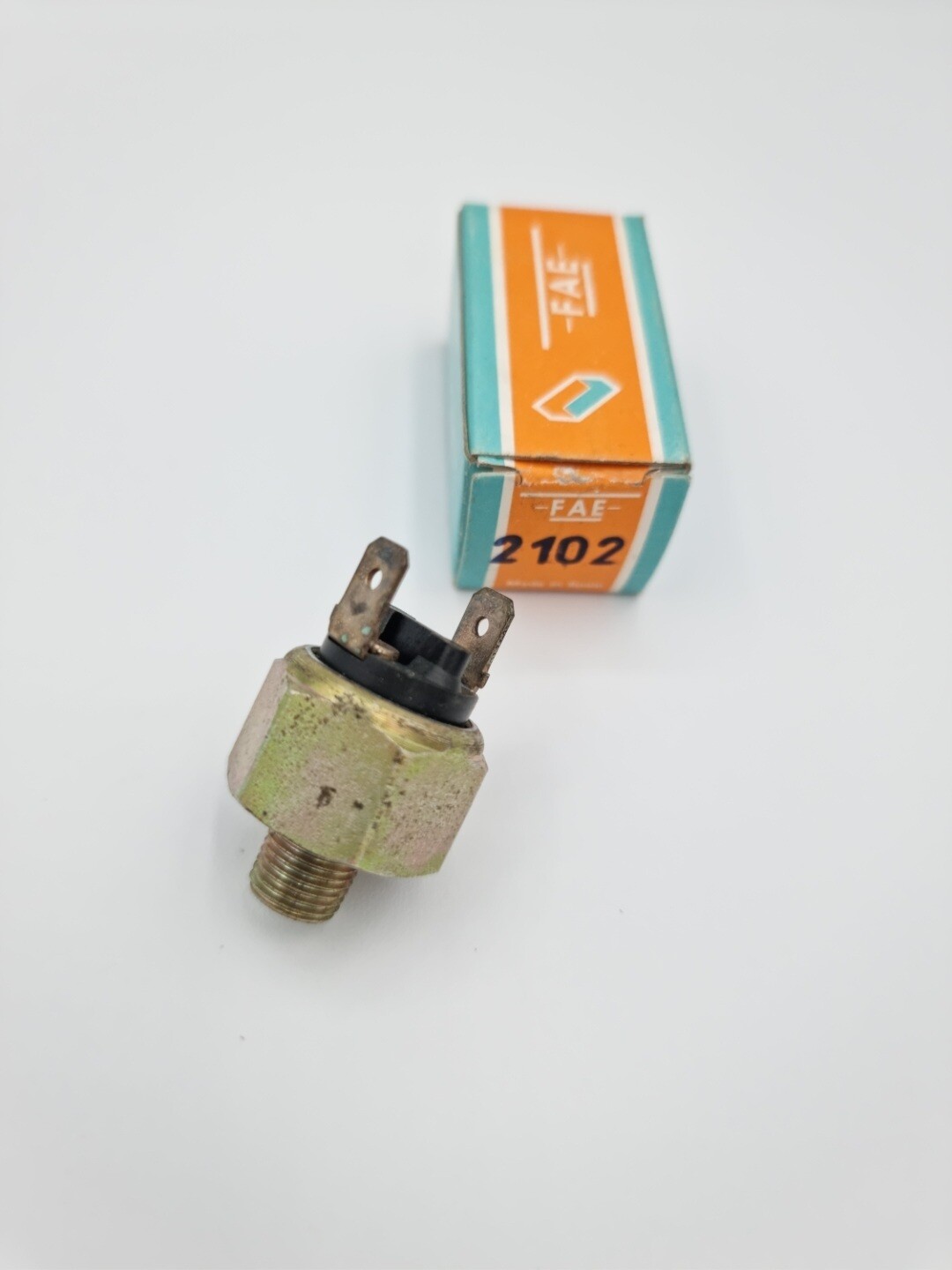 Interruptor stop hidraulico AUDI.FORD.OPEL.PORSCHE.SKODA.VOLKSWAGEN (fae)