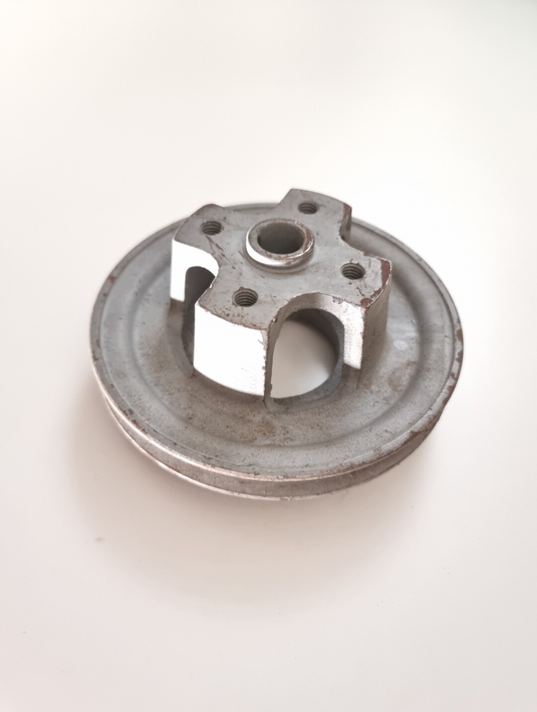 Polea bomba agua RENAULT 4