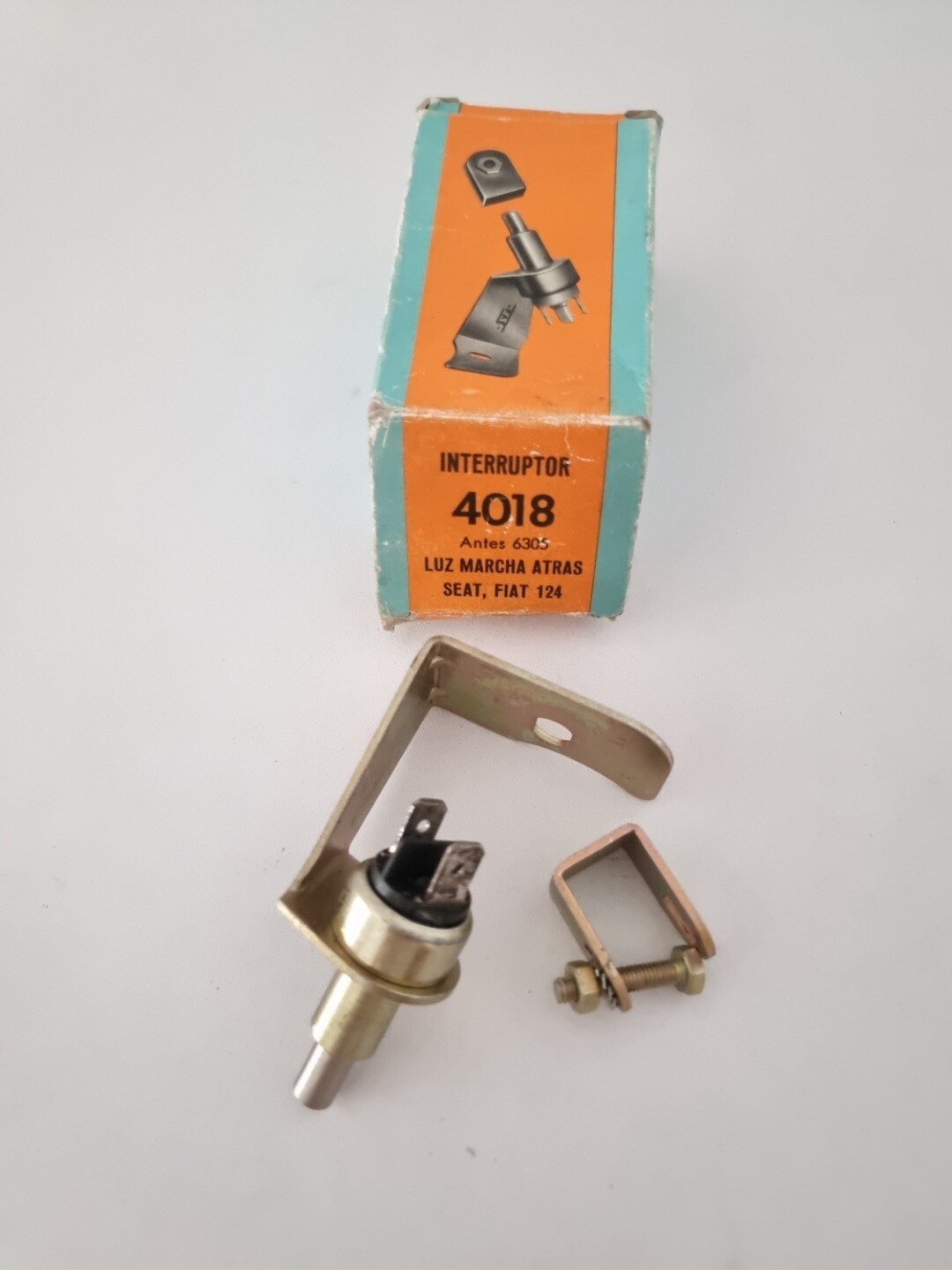 Interruptor luz marcha atras SEAT 124 (fae)