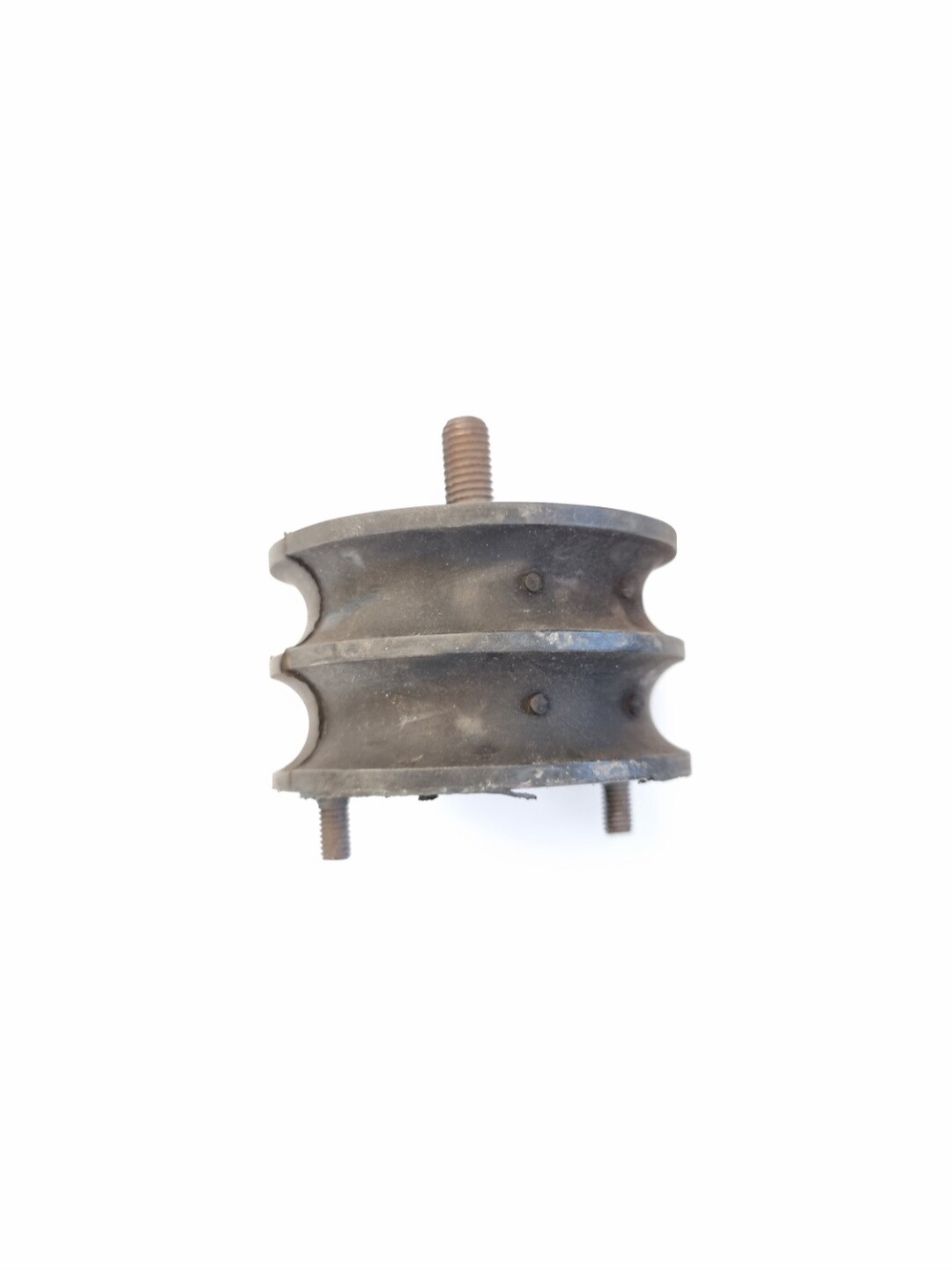 Soporte motor SEAT 131.SEAT 132