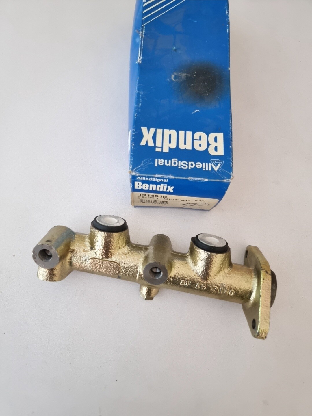 Bomba freno FORD ESCORT MKIII 80-85 (bendix)