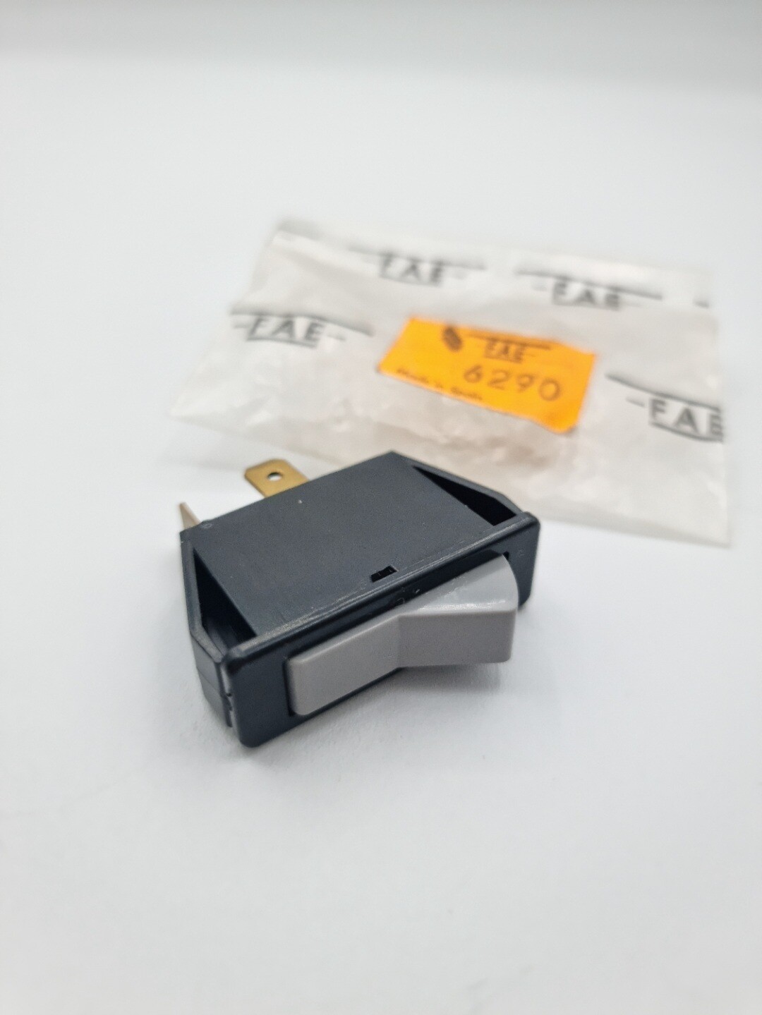 Interruptor calefaccion SEAT 850.RENAULT 8.SIMCA 1000 (fae)