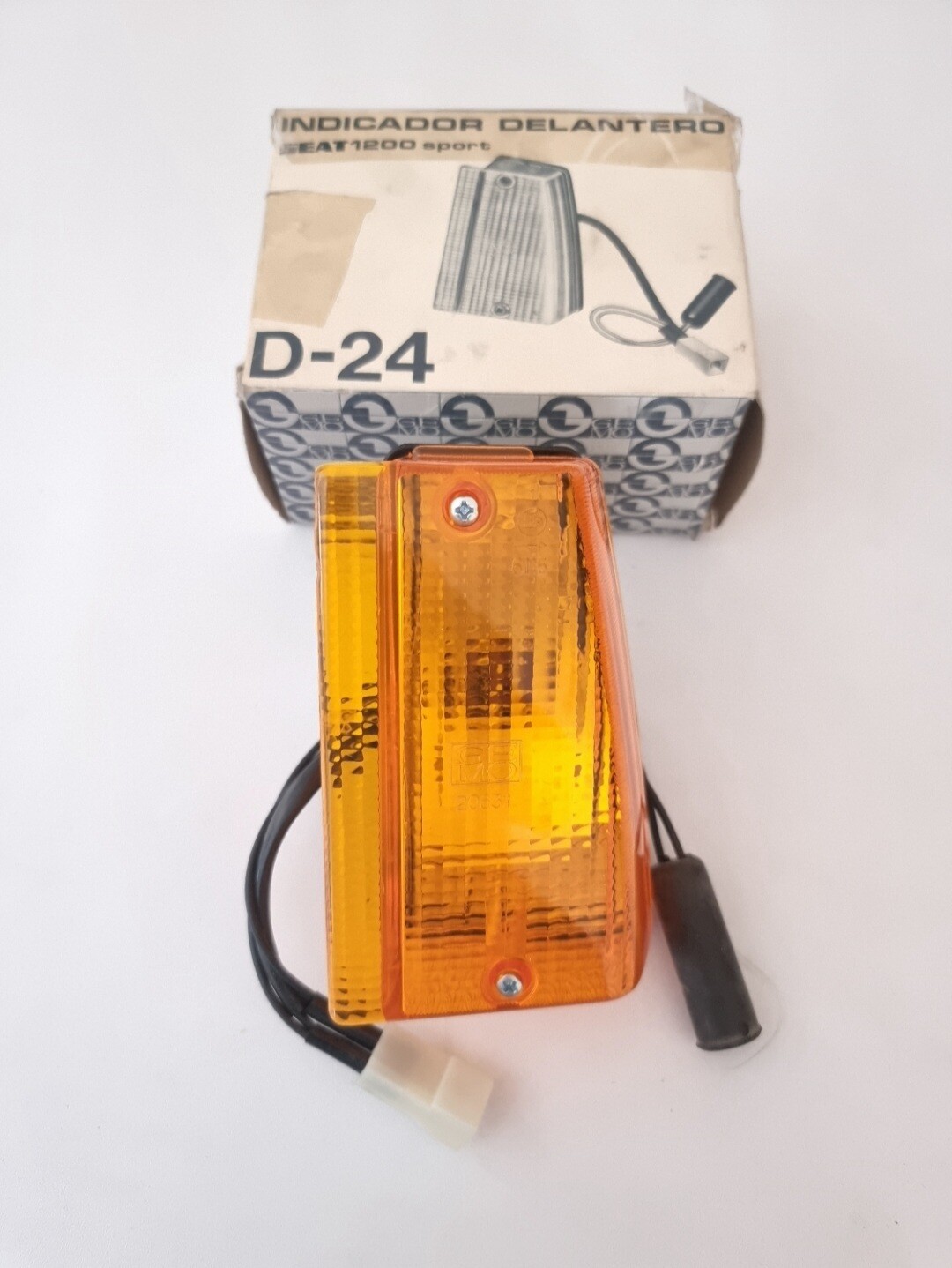Piloto intermitente delantero izquierdo SEAT 1200 SPORT (gemo)