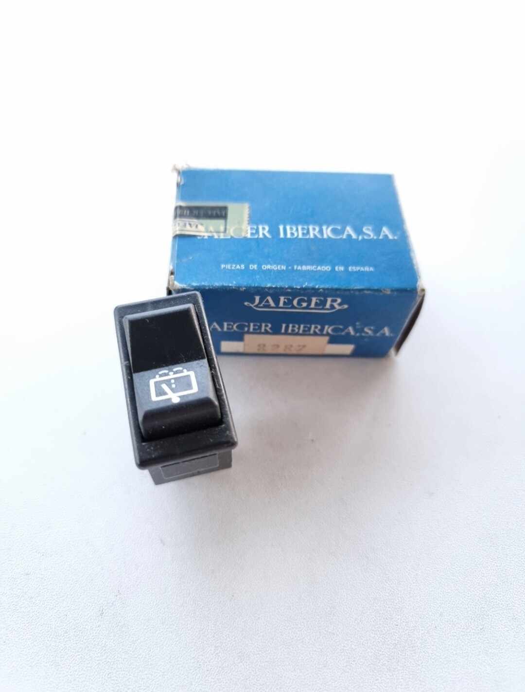 Interruptor lava-limpia luneta post. SEAT PANDA mod.83 (jaeger)
