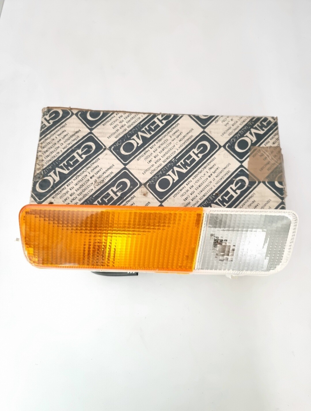 Piloto intermitente delantero derecho Peugeot 505 (gemo)