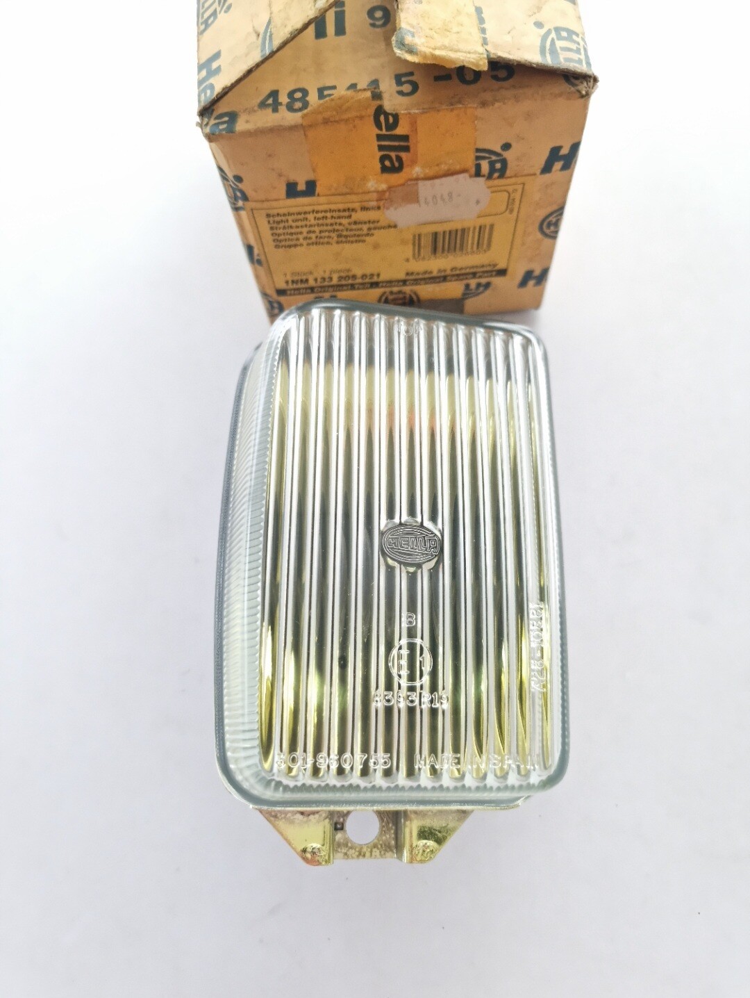 Optica faro antiniebla delantero izquierdo VOLKSWAGEN PASSAT (hella H3)