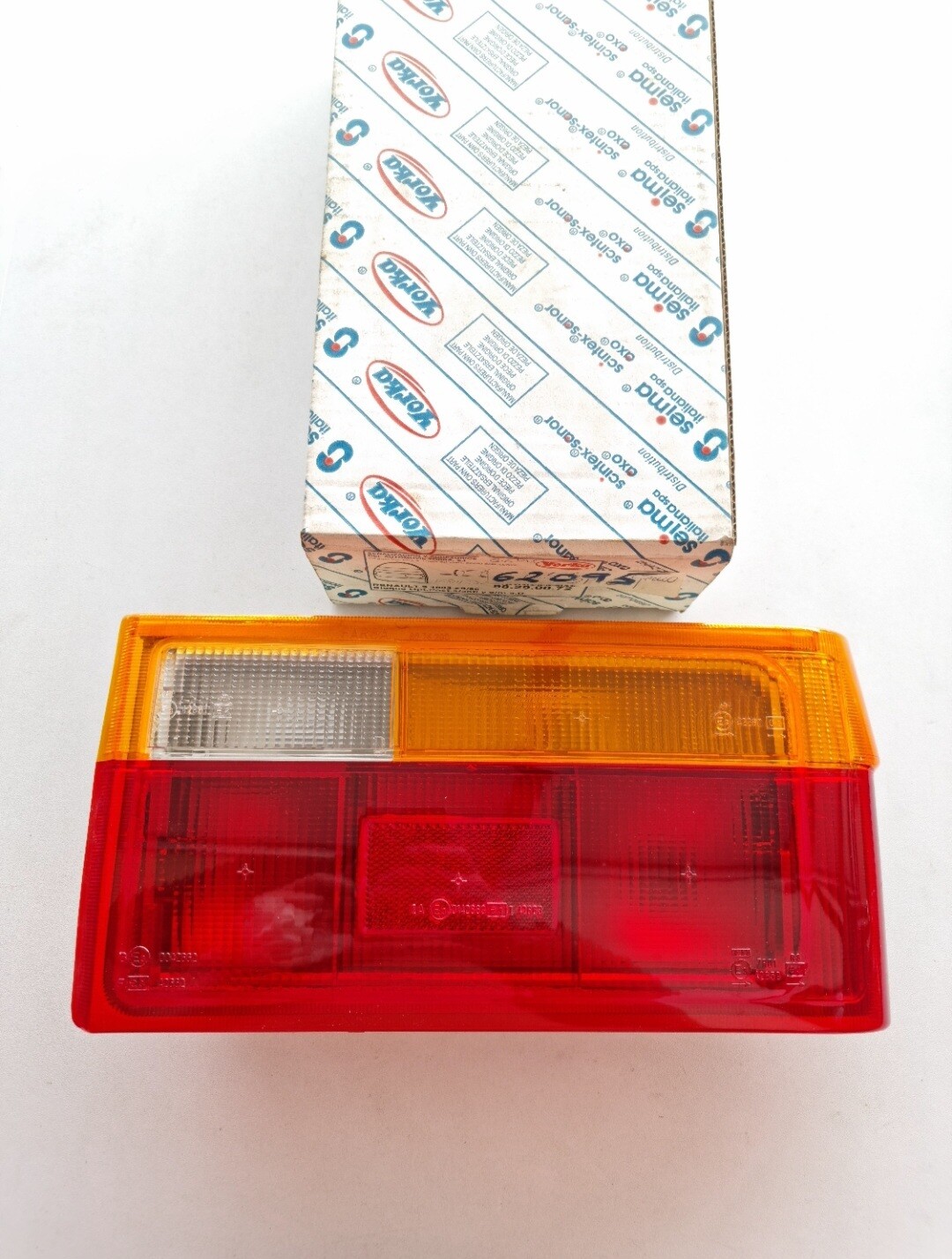 Piloto trasero derecho Renault 9 (82-89)