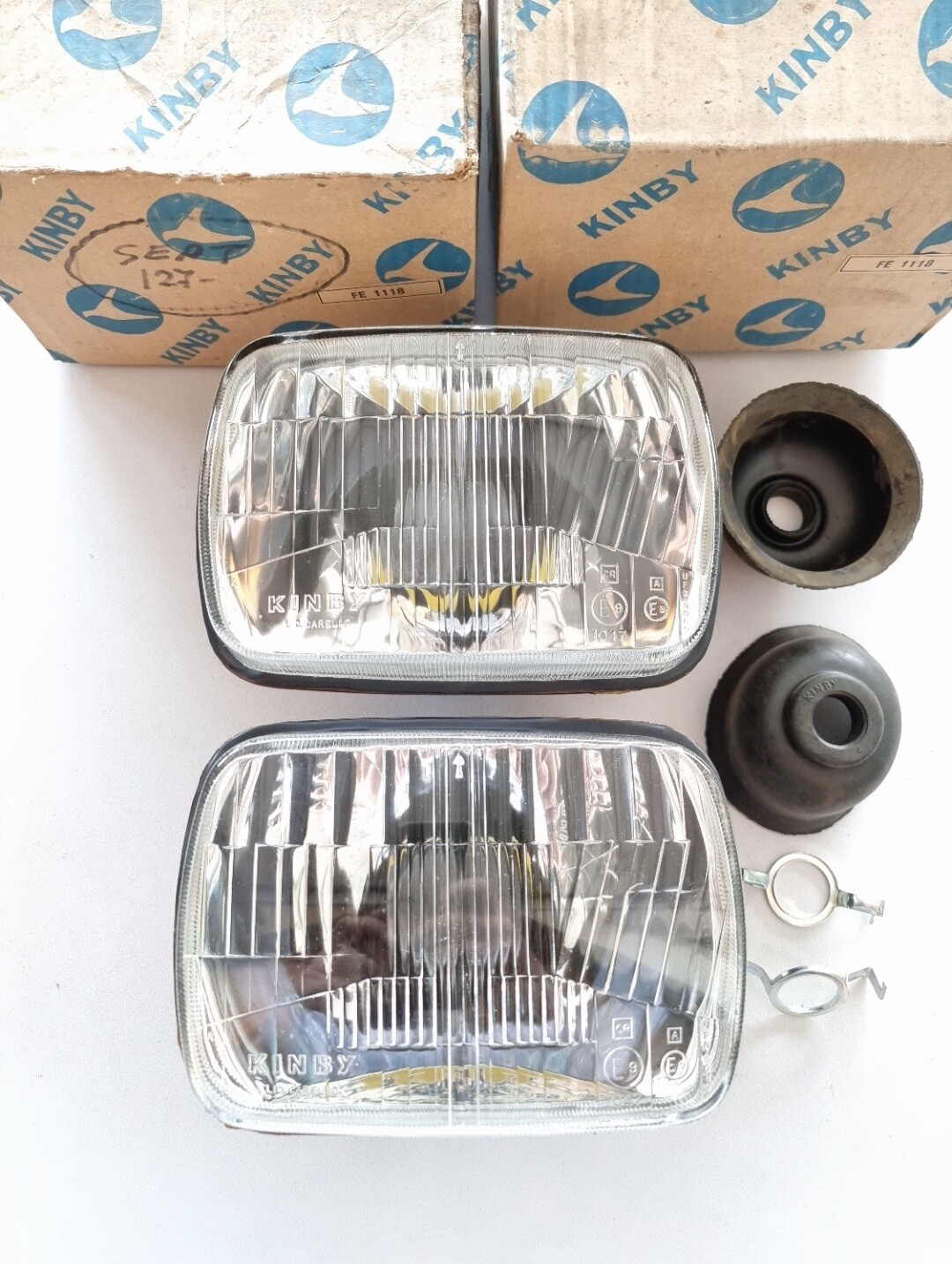 Pareja opticas faros SEAT 127.SEAT 133.FIAT 126 (3cogidas) kinby
