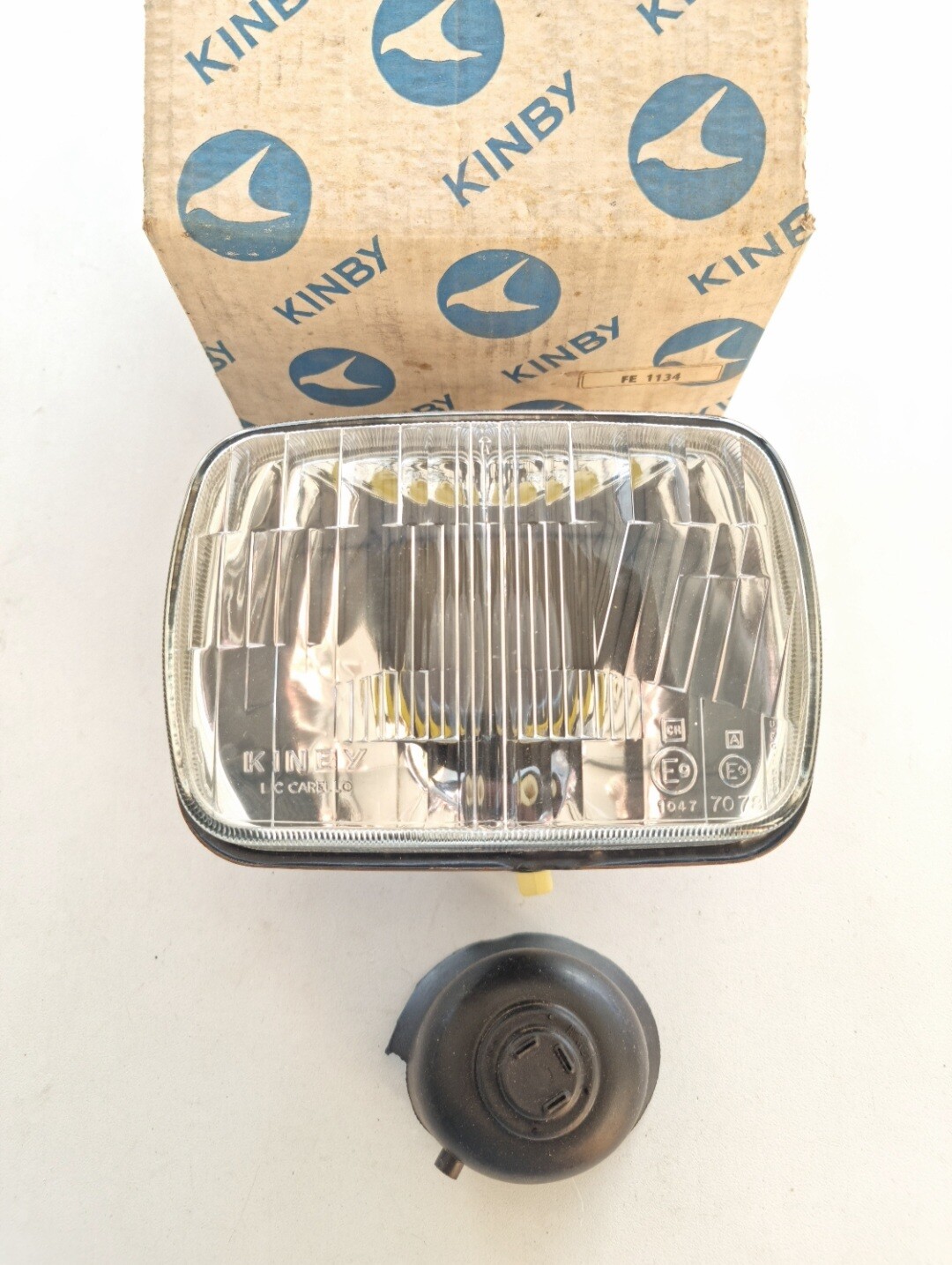 Optica faro SEAT 127.SEAT 133 con luz posicion (kinby)