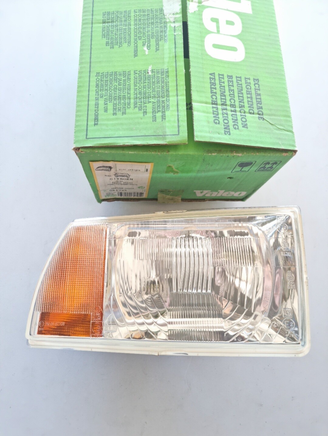 Optica faro delantero derecho CITROEN VISA (Cibie H4)