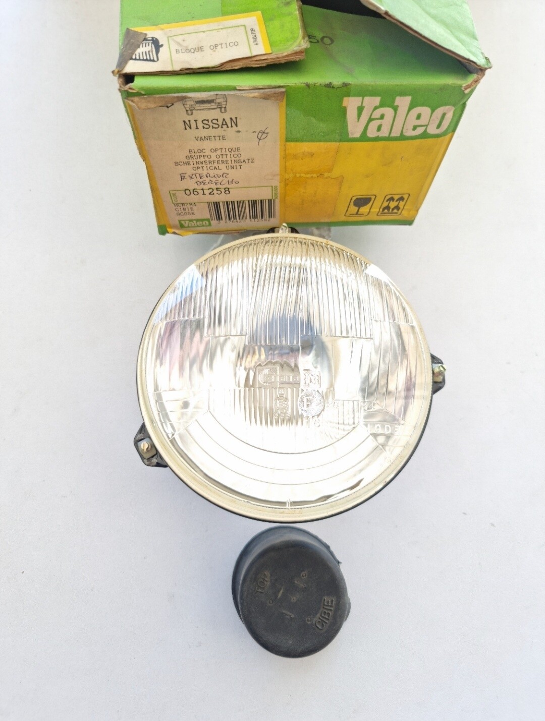 Optica faro delantero derecho NISSAN VANETTE (cibie H4)