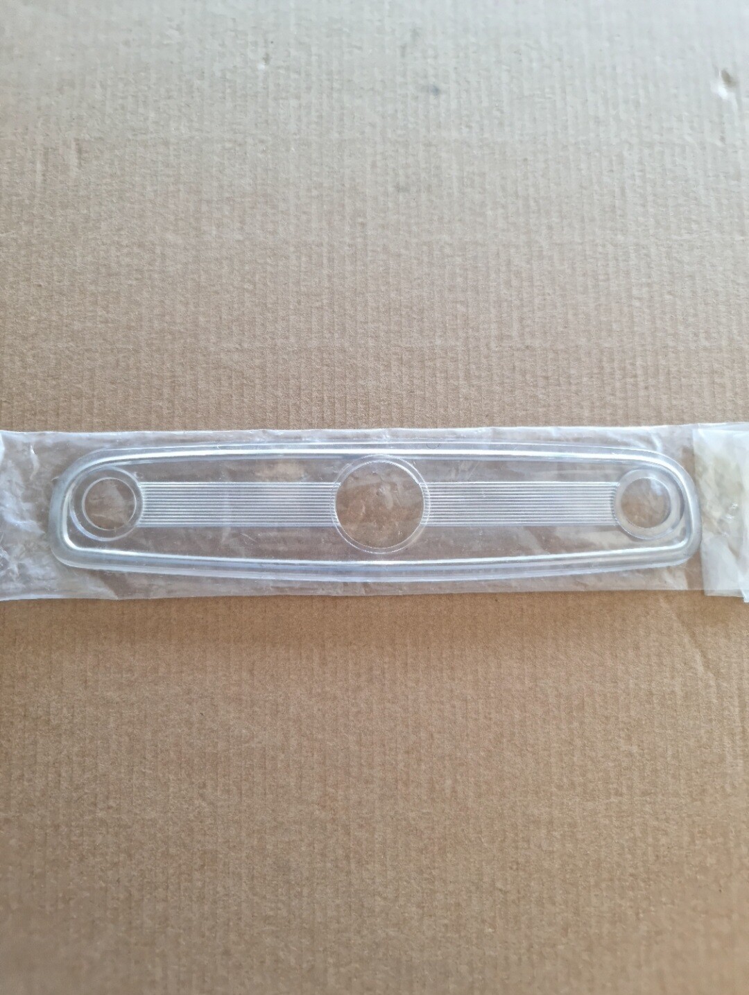 Embellecedor salpicadero SEAT 600 (plastico)
