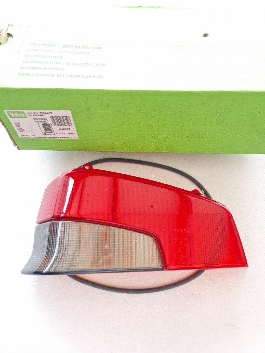 Tulipa piloto trasero izquierdo PEUGEOT 106 (91-96)