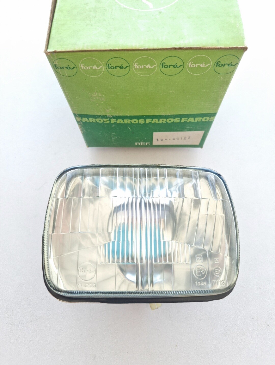 Optica faro SEAT 127.SEAT 133 con luz posicion (fores)