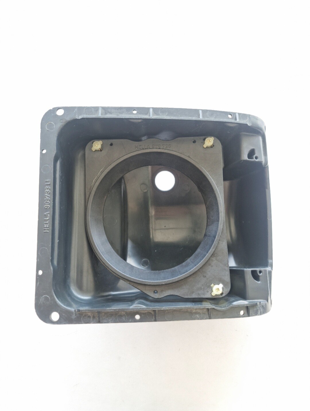 Soporte faro delantero izquierdo MERCEDES MB-100 (hella)