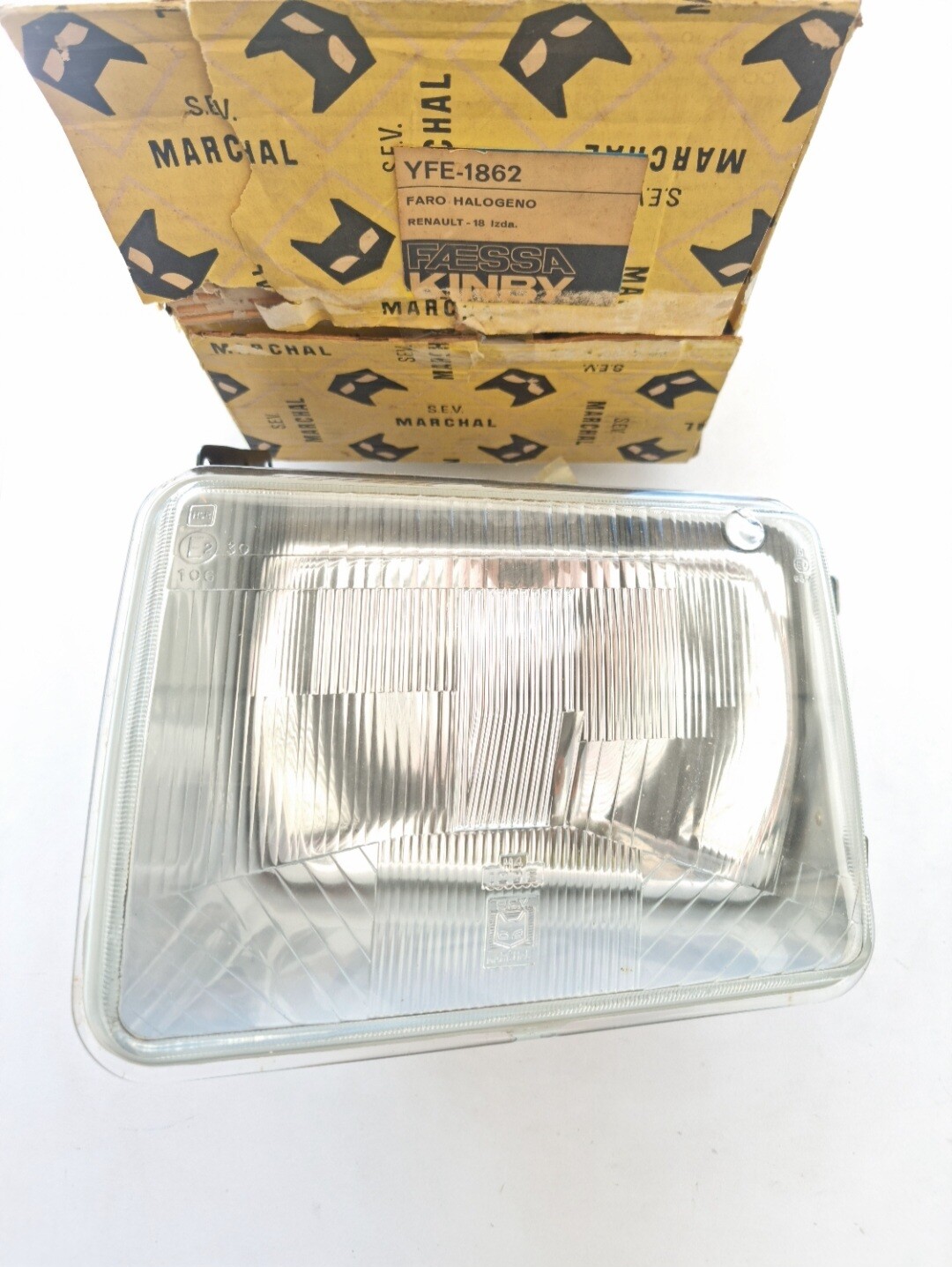 Optica faro delantero izquierdo con soporte RENAULT 18 (s.e.v.marchal-kinby H4)