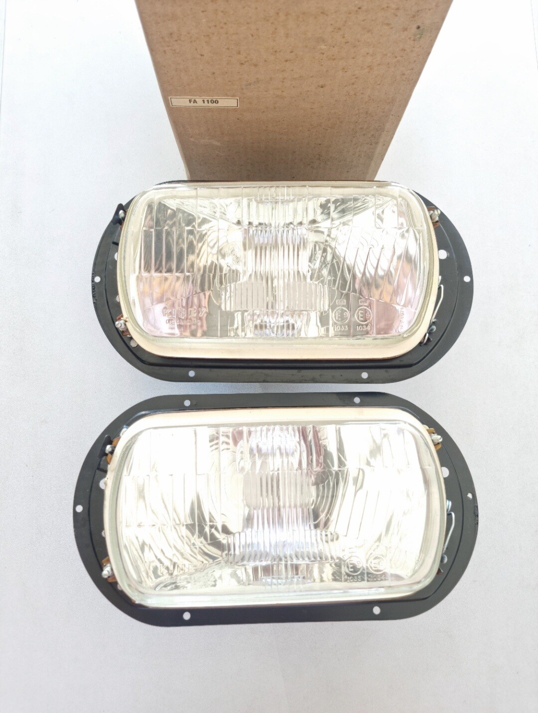 Pareja opticas faros con soporte RENAULT 12.AUSTIN VICTORIA (kinby)