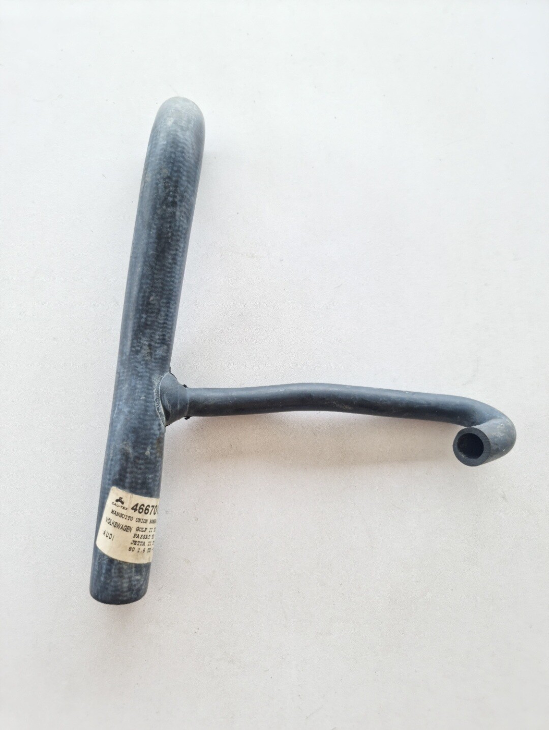 Manguito union bomba agua al termostato VOLKSWAGEN GOLF.JETTA.PASSAT.AUDI 80