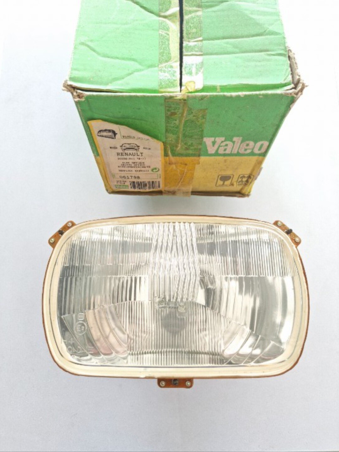 Optica faro delantero RENAULT DODGE RVI 78-> (valeo H4)