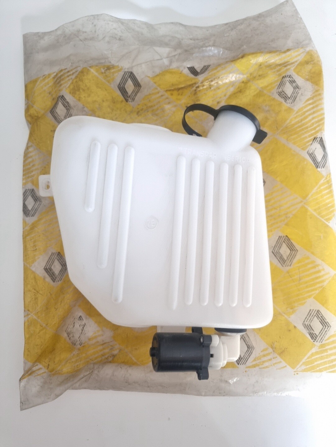 Deposito botella agua limpias porton trasero RENAULT 5