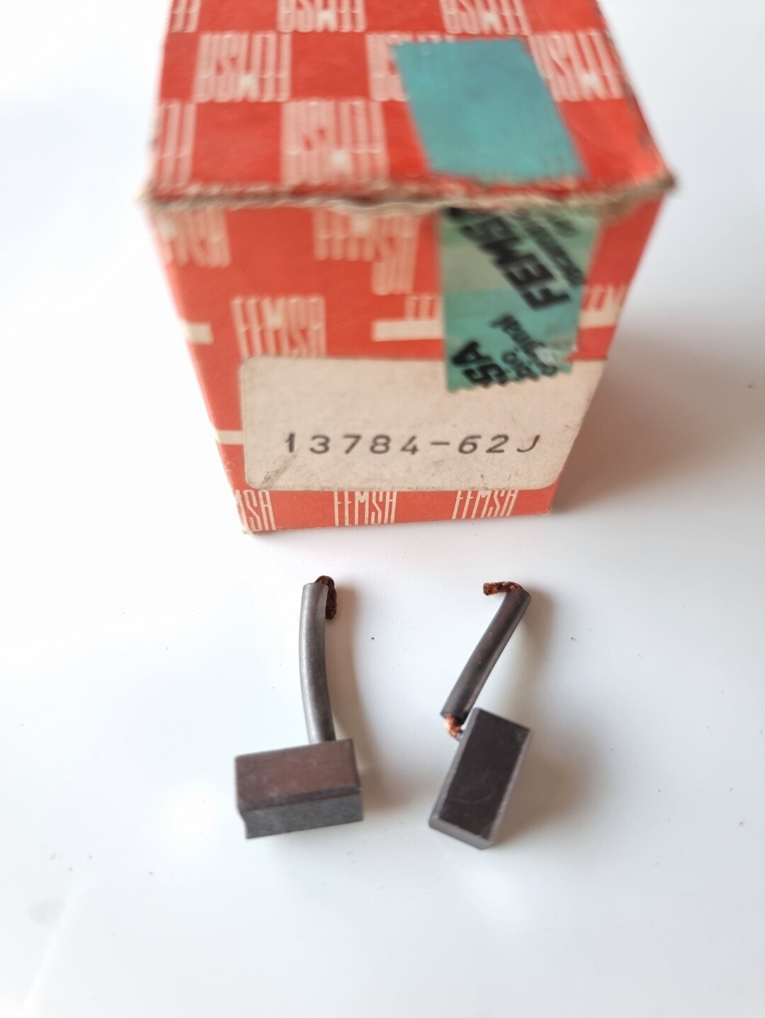 Juego escobillas alternador DODGE DART (femsa)